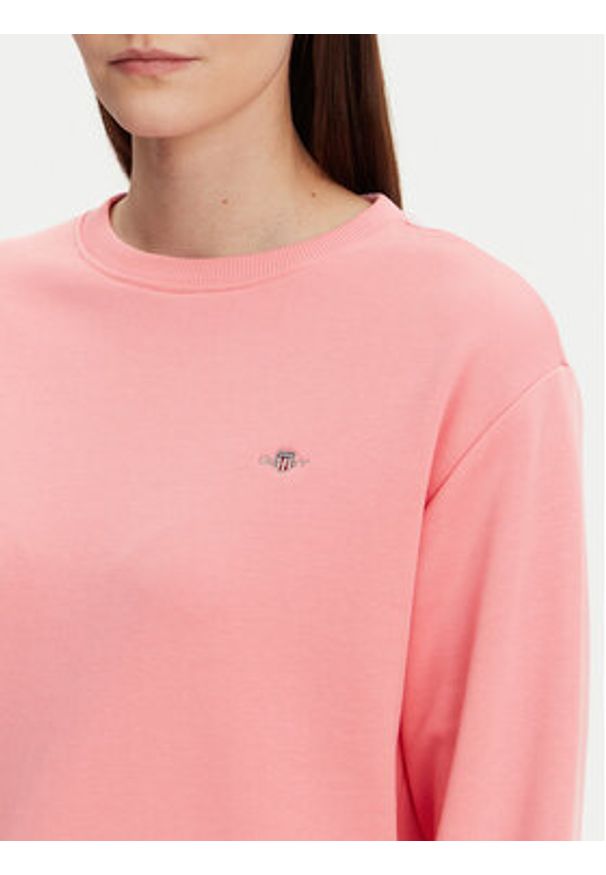 GANT - Gant Bluza Shield 4201414 Różowy Relaxed Fit. Kolor: różowy. Materiał: bawełna