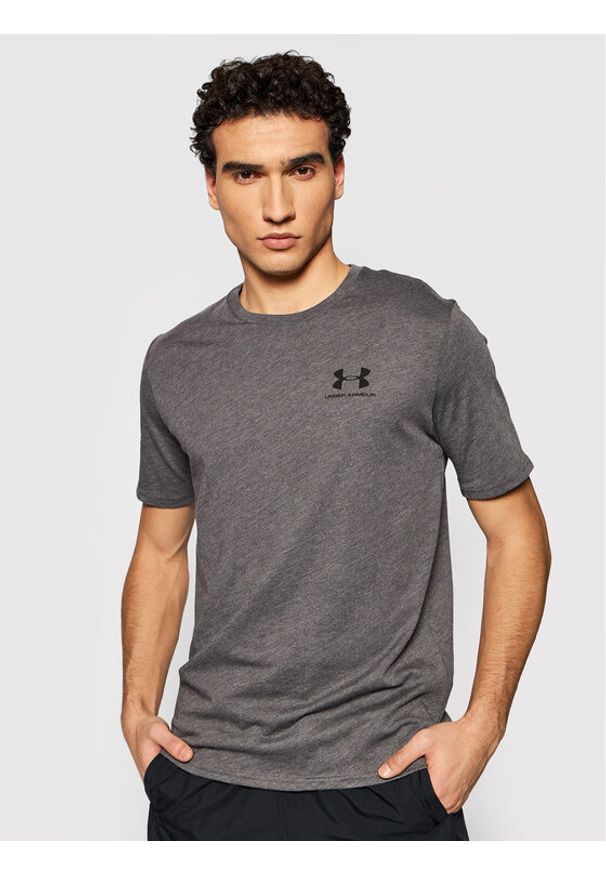 Under Armour T-Shirt 1326799 Szary Loose Fit. Kolor: szary. Materiał: syntetyk