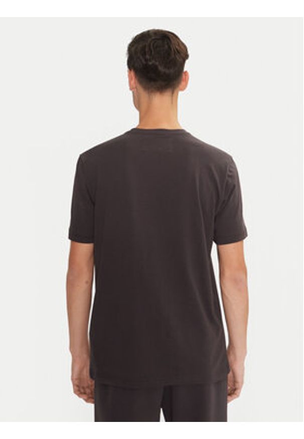 Champion T-Shirt 220425 Szary Regular Fit. Kolor: szary. Materiał: bawełna