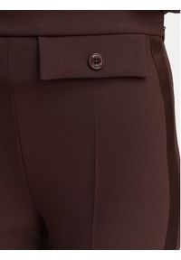 Elisabetta Franchi Spodnie materiałowe PA-185-62E2-V270 Brązowy ciemny Slim Fit. Kolor: brązowy. Materiał: syntetyk #4