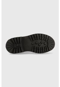 Karl Lagerfeld workery skórzane PATROL II damskie kolor biały na platformie. Nosek buta: okrągły. Zapięcie: sznurówki. Kolor: biały. Materiał: skóra. Obcas: na platformie #2