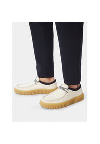 Półbuty Clarks. Kolor: biały #1