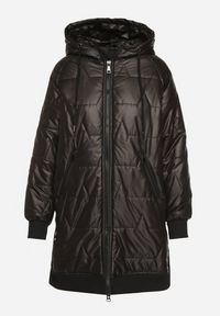 Born2be - Czarna Pikowana Kurtka Przejściowa z Kapturem i Ściągaczami Fesarena. Okazja: na co dzień. Typ kołnierza: kaptur. Kolor: czarny. Materiał: dzianina, jeans. Styl: casual, sportowy #4