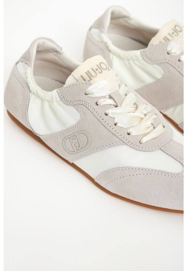 Liu Jo - Sneakersy damskie zamszowe LIU JO. Materiał: zamsz