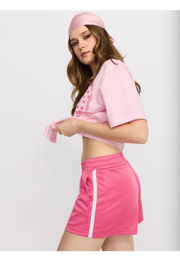 Sinsay - Szorty z lampasami - różowy. Kolor: różowy