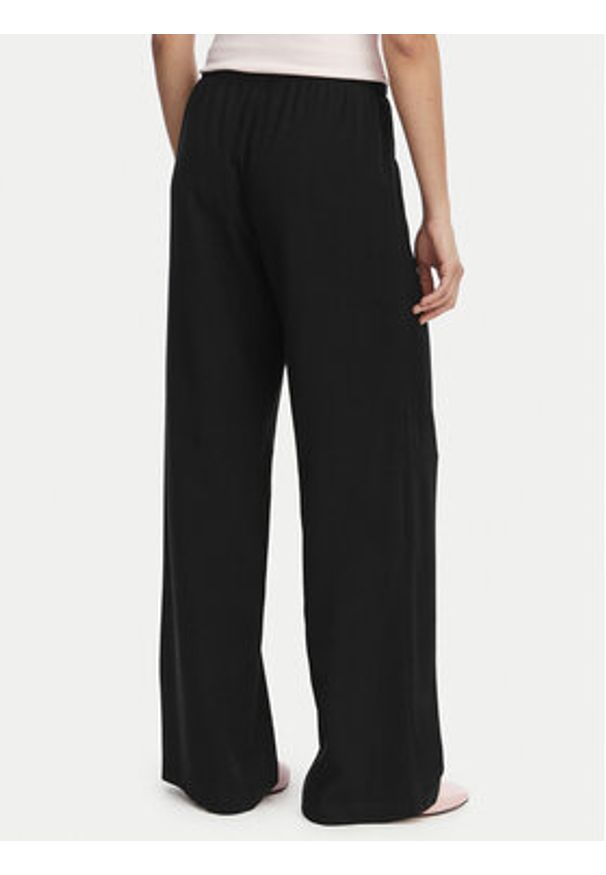 only - ONLY Spodnie materiałowe Laris 15364313 Czarny Relaxed Fit. Kolor: czarny. Materiał: wiskoza