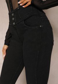 Renee - Czarne Spodnie Jegginsy z Elastyczną Talią Ozdobioną Ćwiekami Isolse. Kolor: czarny. Wzór: aplikacja #5