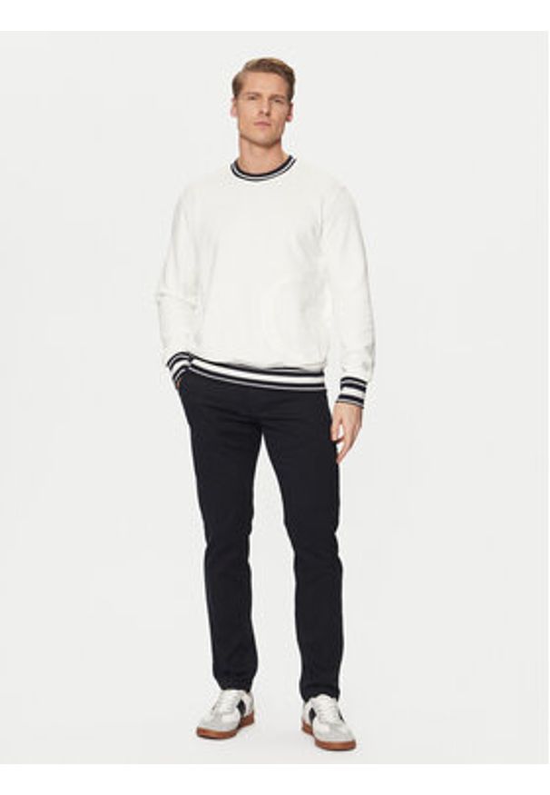 Guess Sweter M5RQ12 KCLK2 Écru Regular Fit. Materiał: syntetyk