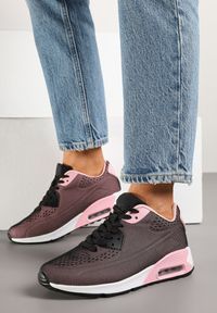 Born2be - Czarno-Różowe Buty Sportowe Sneakersy z Transparentną Wstawką Zulinea. Okazja: na co dzień. Kolor: czarny. Materiał: jeans. Sezon: jesień, wiosna