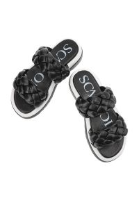 Sca'viola - Czarne Stylowe Klapki Sca'Viola Wsuwane Obuwie Damskie. Okazja: na plażę. Kolor: czarny. Styl: elegancki #4