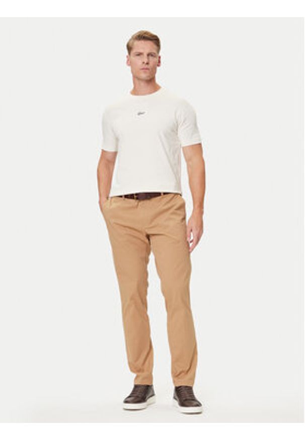 GANT - Gant T-Shirt Small Graphic 2003343 Écru Regular Fit. Kolor: kremowy. Materiał: bawełna