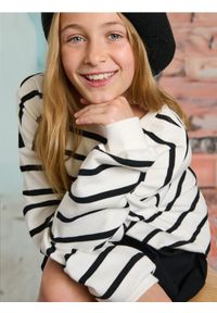 Sinsay - Bluza w paski - kremowy. Kolor: kremowy. Długość rękawa: krótki rękaw. Wzór: paski #1