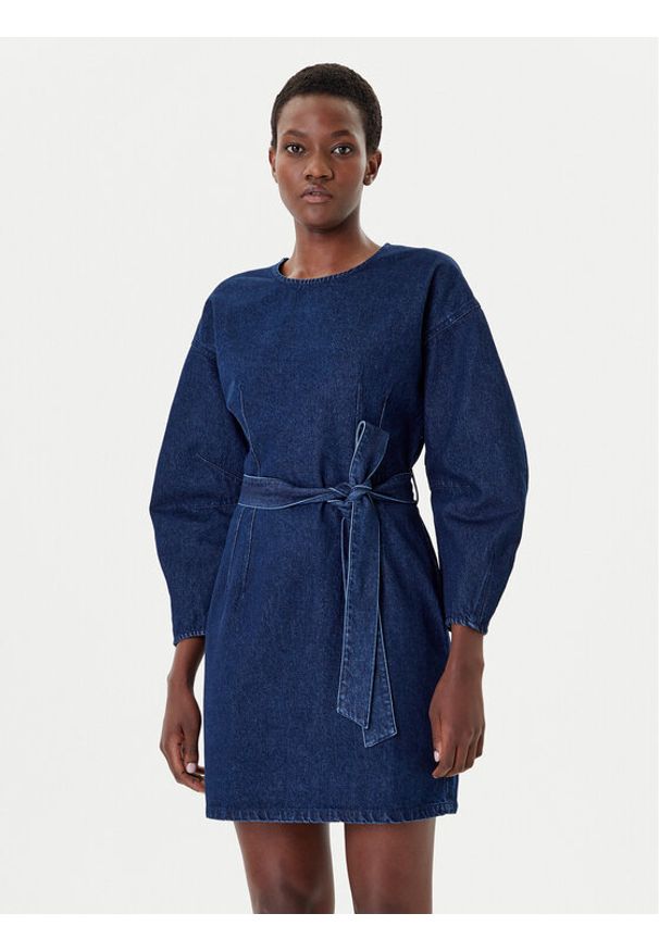 French Connection Sukienka jeansowa 71ZAQ Granatowy Regular Fit. Kolor: niebieski. Materiał: bawełna