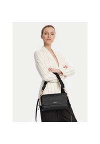 Torebka Coccinelle. Kolor: czarny #1