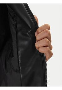 Calvin Klein Jeans Kurtka z imitacji skóry LV04RE403G Czarny Regular Fit. Kolor: czarny. Materiał: skóra #6
