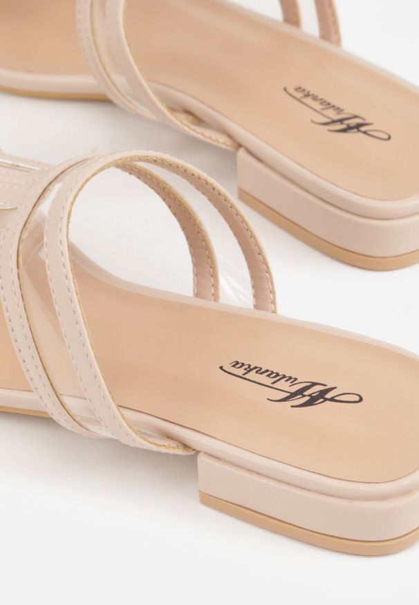 Born2be - Beżowe Klapki z Geometrycznymi Paskami Adriameda. Okazja: na co dzień. Kolor: beżowy. Wzór: geometria. Sezon: lato. Styl: wakacyjny, casual, elegancki