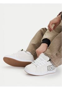 DC Shoes Sneakersy EO-NET DC03260101 Écru. Kolor: kremowy. Materiał: skóra, zamsz #1