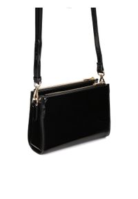 Kazar - Lakierowana torebka na pasku w stylu minimal. Kolor: czarny. Wzór: aplikacja. Materiał: lakierowane, skórzane #7
