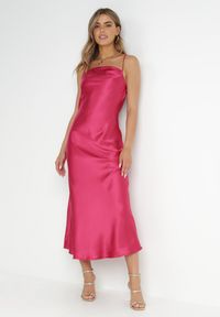 Born2be - Fuksjowa Sukienka Satynowa Chrentizo. Kolor: różowy. Materiał: satyna. Długość rękawa: na ramiączkach. Wzór: gładki. Styl: wizytowy. Długość: maxi #5
