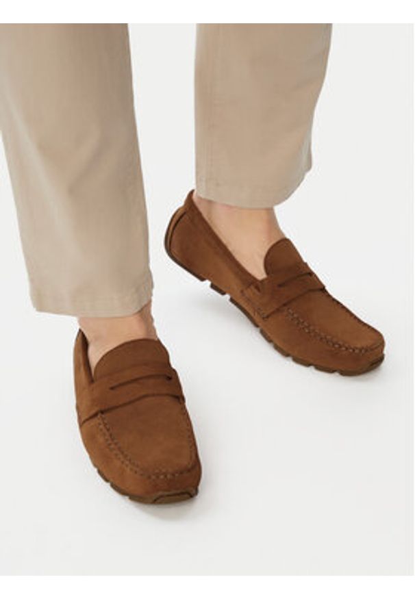Clarks Mokasyny Corsley Bar 26184513 Brązowy. Kolor: brązowy. Materiał: zamsz, skóra