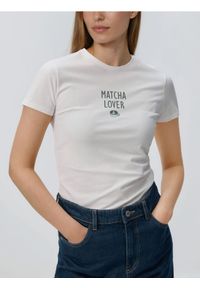 Reserved - T-shirt z nadrukiem - biały. Kolor: biały. Materiał: dzianina, bawełna. Wzór: nadruk #1