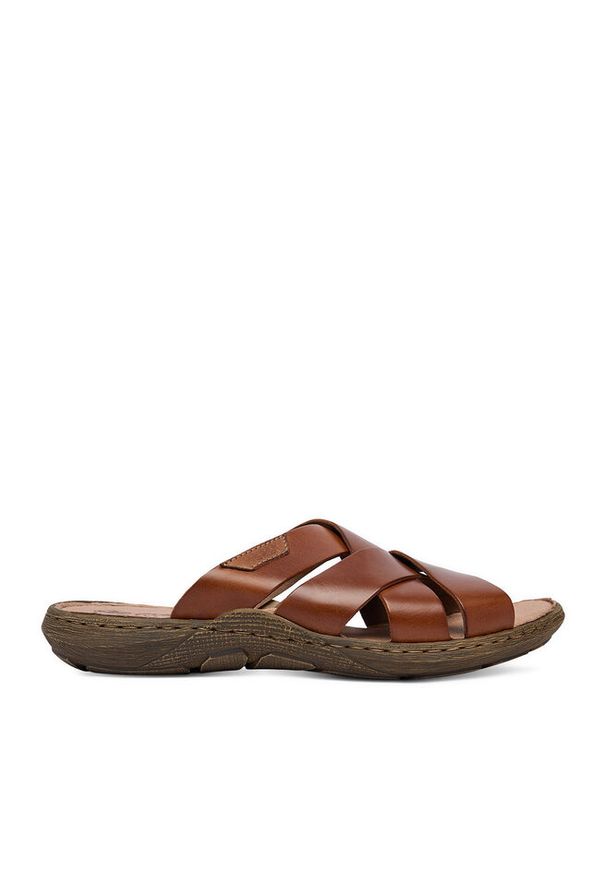 Klapki Rieker. Kolor: brązowy