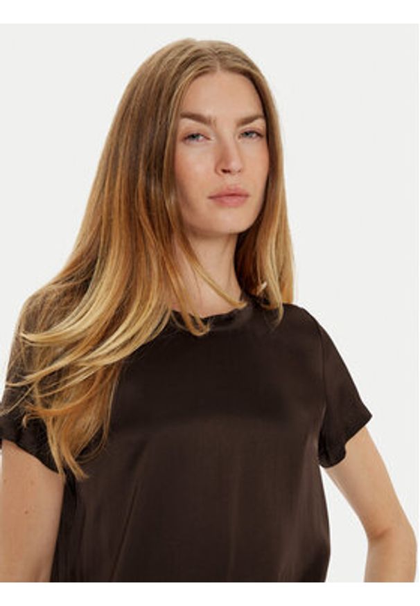 ViCOLO T-Shirt TS0201 Brązowy Regular Fit. Kolor: brązowy. Materiał: wiskoza