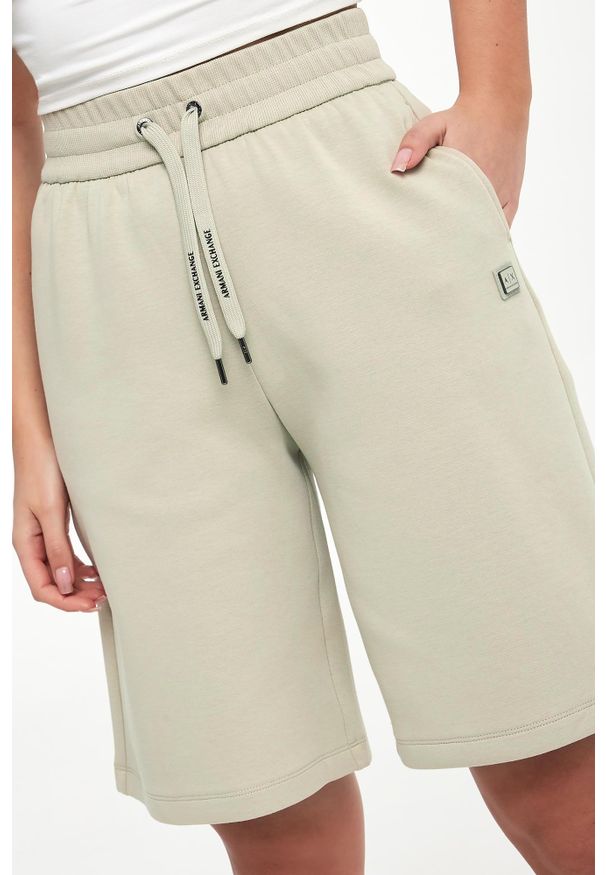 Armani Exchange - Szorty damskie dresowe bermudy ARMANI EXCHANG. Materiał: dresówka