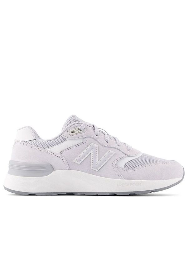 Buty damskie New Balance WW880BA7 - szare. Okazja: na co dzień. Kolor: szary. Materiał: syntetyk, skóra, materiał, zamsz, guma. Szerokość cholewki: normalna. Sport: fitness