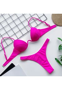 Intica - Strój kąpielowy z usztywnianym topem klasyczny fason odporny na słońce Adalmiina. Kolor: różowy. Materiał: materiał