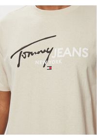 Tommy Jeans T-Shirt Spray Pop Color DM0DM18572 Beżowy Regular Fit. Kolor: beżowy. Materiał: bawełna #3