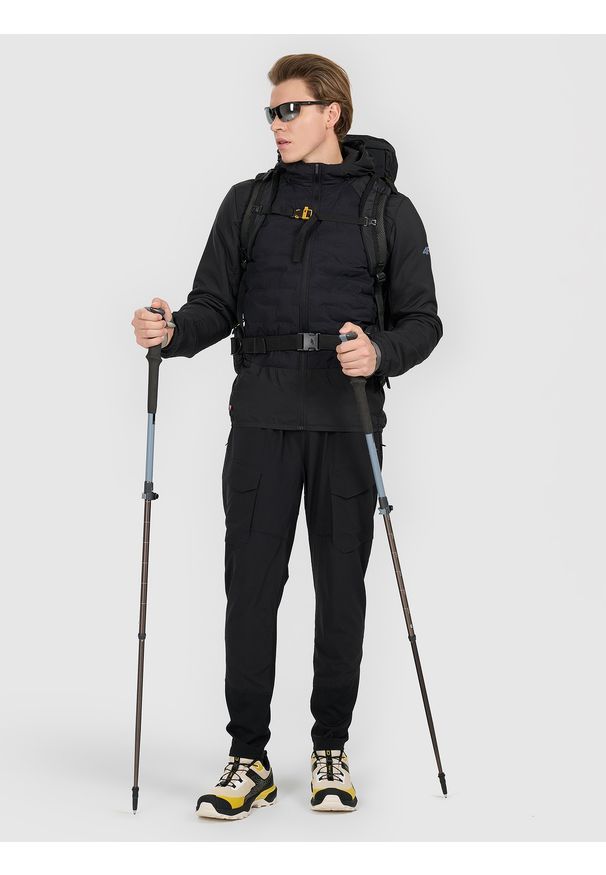 4f - 4F Kurtka trekkingowa z wypełnieniem Primaloft Silver męska - czarna XL. Kolor: czarny. Materiał: tkanina, materiał. Technologia: Primaloft. Sport: wspinaczka, turystyka piesza