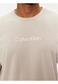 Calvin Klein T-Shirt Hero K10K111346 Beżowy Regular Fit. Kolor: beżowy. Materiał: bawełna #2
