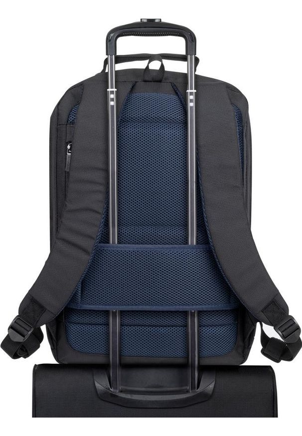 RIVACASE - Plecak Rivacase 8460 czarny. Kolor: czarny. Materiał: materiał, poliester. Wzór: paski. Styl: młodzieżowy, elegancki, casual
