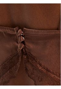 BARDOT - Bardot Sukienka koktajlowa Emory Lace Slip 58603DB Brązowy Regular Fit. Kolor: brązowy. Materiał: syntetyk. Styl: wizytowy #4