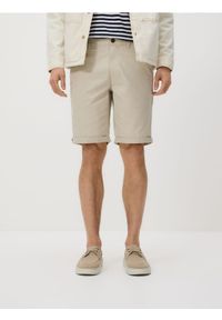 Reserved - Bawełniane szorty chino - beżowy. Kolor: beżowy. Materiał: bawełna