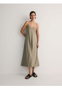 Reserved - Sukienka maxi z modalu - jasnozielony. Kolor: zielony. Materiał: dzianina. Długość: maxi