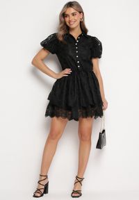 Born2be - Czarna Koronkowa Sukienka Mini w Kwiaty z Bufiastymi Rękawami Cervi. Kolor: czarny. Materiał: koronka. Wzór: kwiaty. Długość: mini #5