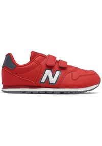 Buty New Balance PV500NRN – czerwone. Okazja: na uczelnię. Zapięcie: rzepy. Kolor: czerwony. Materiał: syntetyk, materiał, skóra. Szerokość cholewki: normalna. Sport: turystyka piesza #1