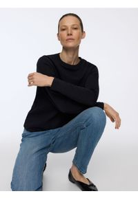 Reserved - Longsleeve z merceryzowanej bawełny - czarny. Kolor: czarny. Materiał: bawełna. Długość rękawa: długi rękaw