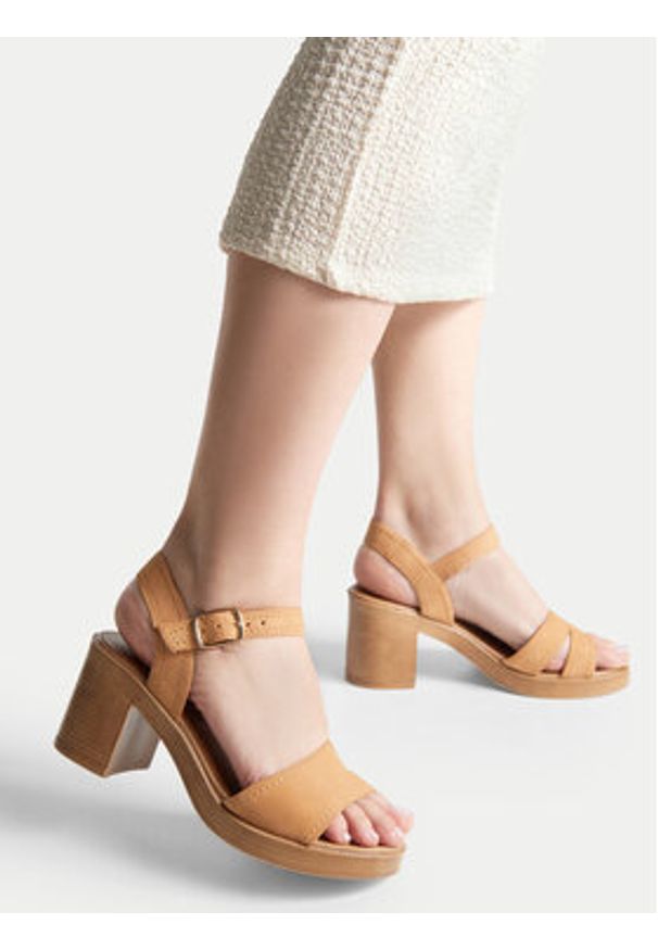 Lasocki Sandały RST-KSENIA-02 Brązowy. Kolor: brązowy. Materiał: skóra