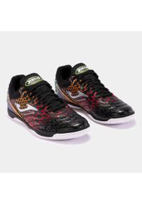 Buty piłkarskie męskie Joma Maxima 2431. Zapięcie: sznurówki. Kolor: czerwony, wielokolorowy, czarny. Materiał: materiał, syntetyk, tkanina. Szerokość cholewki: normalna. Sport: piłka nożna