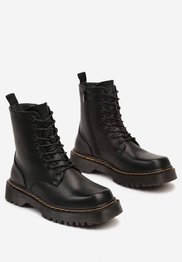 Born2be - Czarne Ocieplone Botki Workery na Grubej Podeszwie ze Sznurowaniem Cretine. Zapięcie: sznurówki. Kolor: czarny. Materiał: jeans, wełna. Sezon: zima, jesień. Styl: elegancki, klasyczny