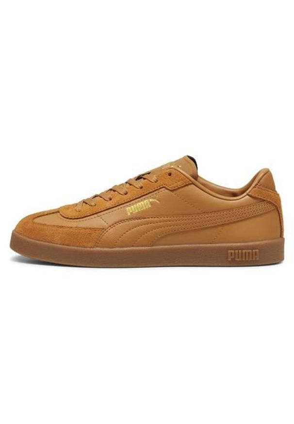 Buty do chodzenia męskie Puma Club Ii Era. Kolor: brązowy. Materiał: materiał, syntetyk. Szerokość cholewki: normalna. Sport: turystyka piesza