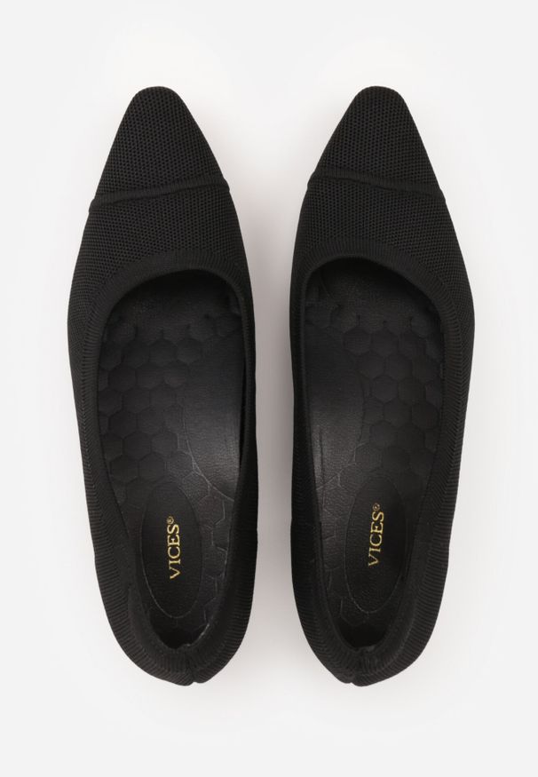 Born2be - Czarne Czółenka VICES ze Sportowej Tkaniny na Słupku Waesbella. Nosek buta: otwarty. Kolor: czarny. Materiał: tkanina. Obcas: na słupku. Styl: sportowy. Wysokość obcasa: średni