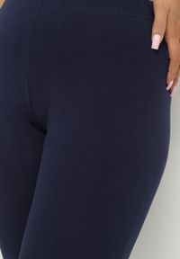 Born2be - Granatowe Legginsy z Bawełny 3/4 z Koronką Mavirene. Okazja: na co dzień. Kolekcja: plus size. Kolor: niebieski. Materiał: bawełna, koronka. Wzór: koronka. Styl: casual, elegancki