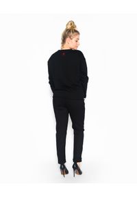 EMMA & GAIA - Czarna bluza z nadrukiem. Kolor: czarny. Materiał: jeans, materiał. Wzór: nadruk. Styl: klasyczny #5