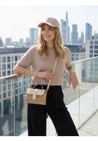 Sinsay - Bawełniana koszulka z krótkim rękawem - beżowy. Kolor: beżowy. Materiał: bawełna. Długość rękawa: krótki rękaw. Długość: krótkie #1