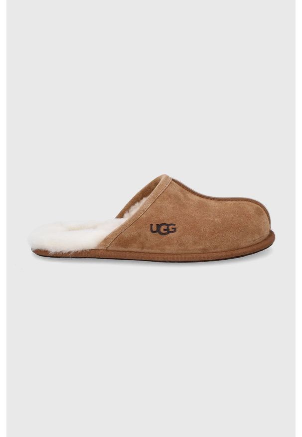 Ugg - UGG - Kapcie Scuff. Kolor: brązowy. Materiał: materiał, guma. Wzór: gładki