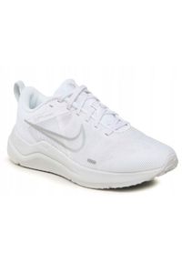 Buty męskie do biegania Nike Downshifter 12 białe. Kolor: biały. Materiał: materiał, syntetyk. Model: Nike Downshifter